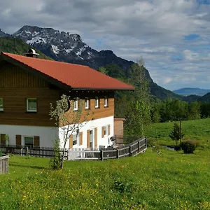 Lohnerlehen Apartment